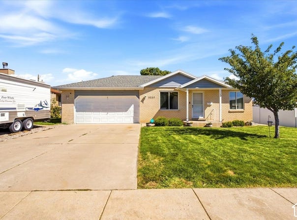 5220 S 2100 W, Roy, UT 84067