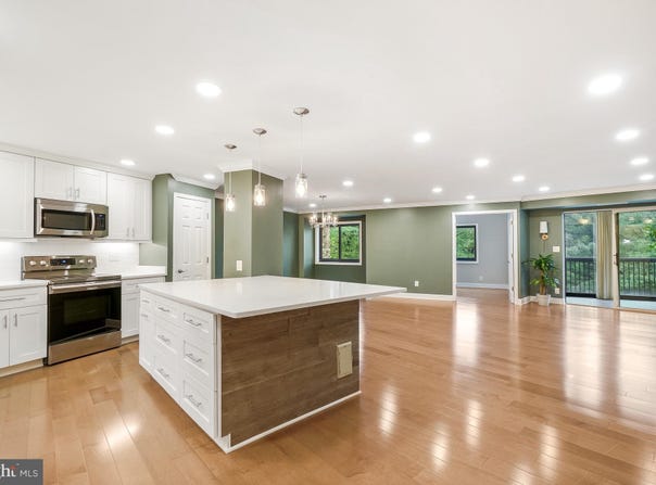 5903 MOUNT EAGLE Drive, ALEXANDRIA, VA 22303