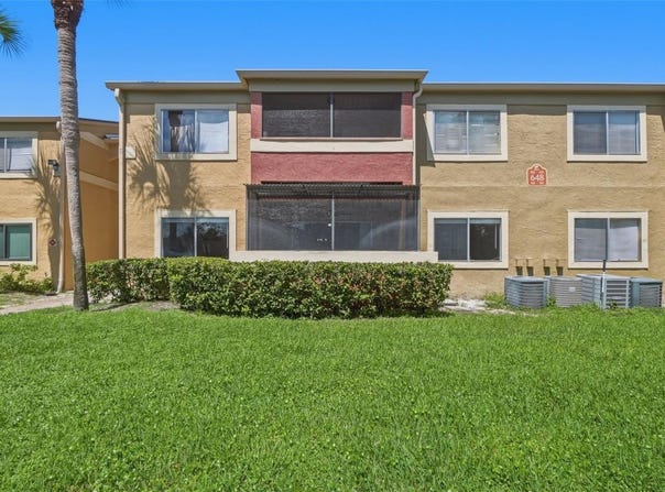 648 KENWICK Circle, CASSELBERRY, FL 32707