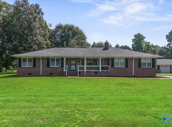 34 Carver Drive, Boaz, AL 35956