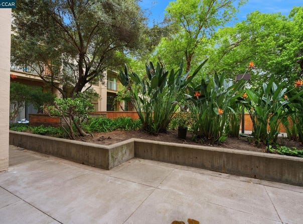 460 N Civic Dr, Walnut Creek, CA 94596