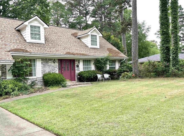 1808 Royal Oaks Dr, Malvern, AR 72104