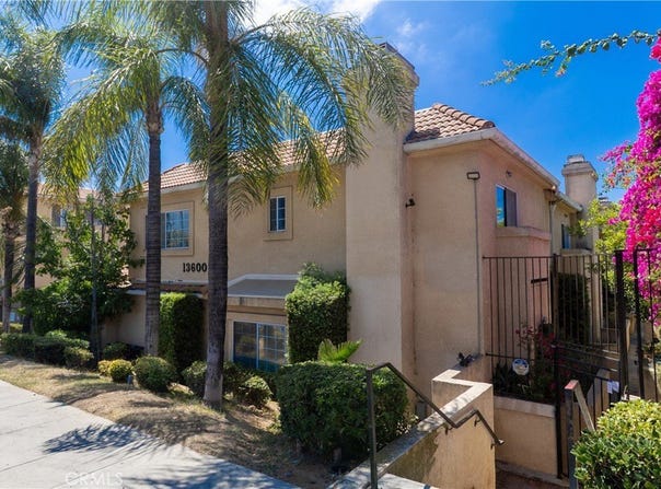 13600 Foothill, Sylmar, CA 91342
