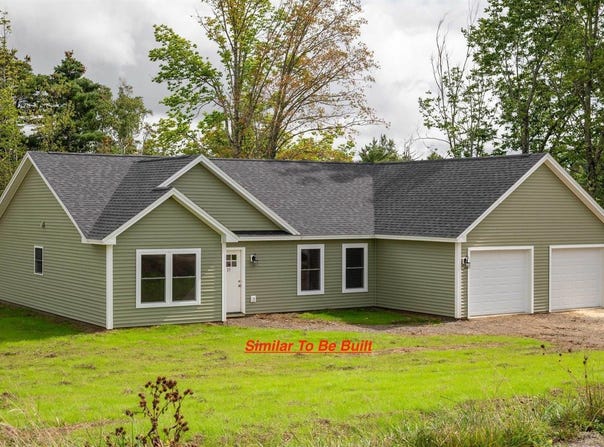15 Blue Sky Drive, Levant, ME 04456