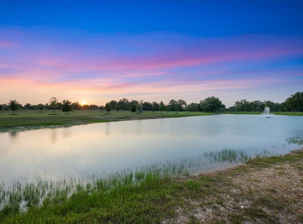 1304 E State Highway 71, West Point, TX 78963