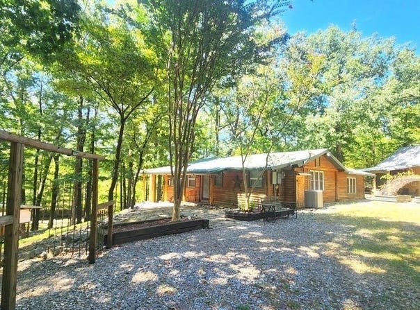 47 Uphill Trail, Black Sprs., AR 71960-9999