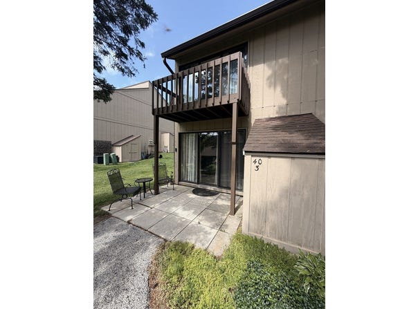 40 Bermuda Colony, Fox Lake, IL 60020