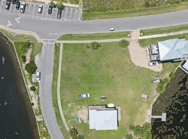 Dockside Drive, Crawfordville, FL 32327