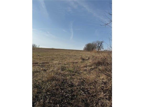 Plum Creek Road, Osawatomie, KS 66064