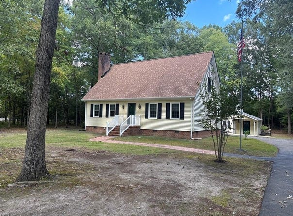 33217 Pinecrest Drive, Boykins, VA 23827