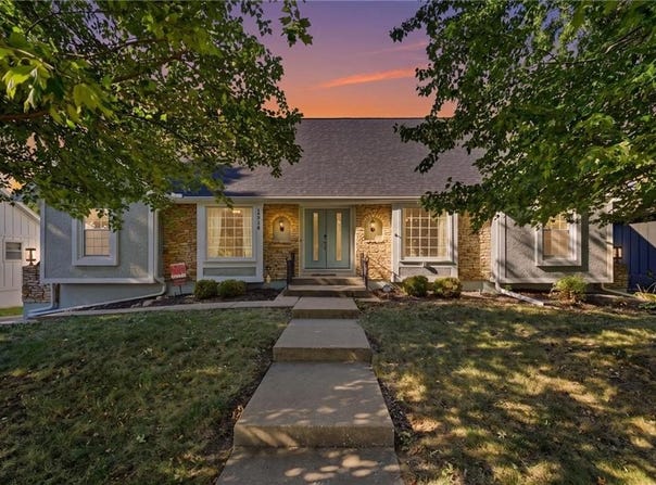 12716 W 57th Terrace, Shawnee, KS 66216