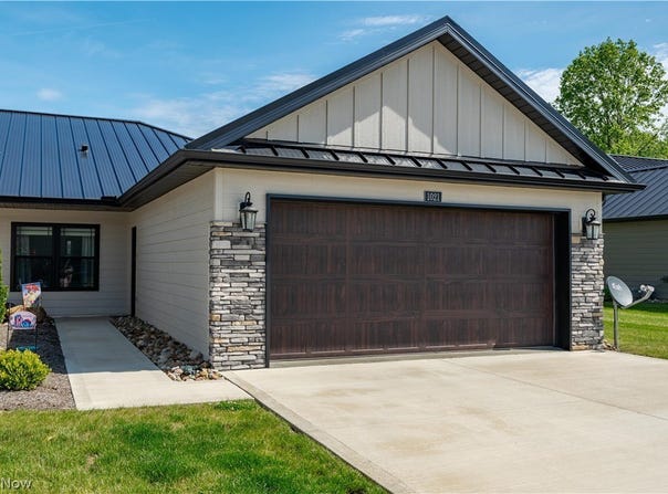 1021 Sycamore Lane, Millersburg, OH 44654