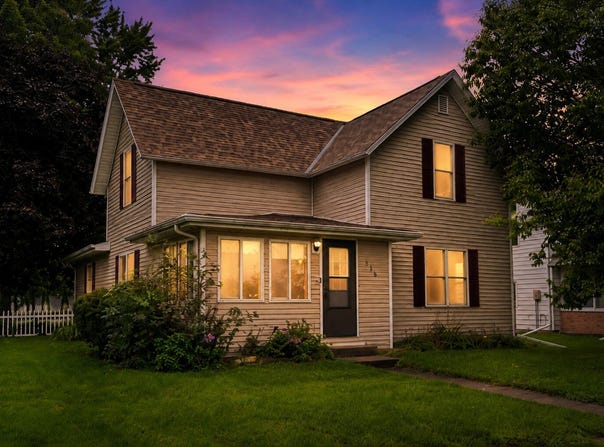206 Warner Street, Colo, IA 50056
