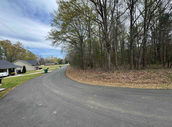 209 Cedar Circle, Chesnee, SC 29323