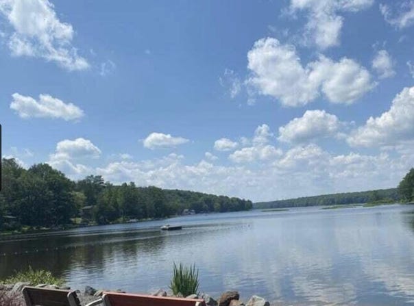 6 Briar Circle, Hawley, PA 18428