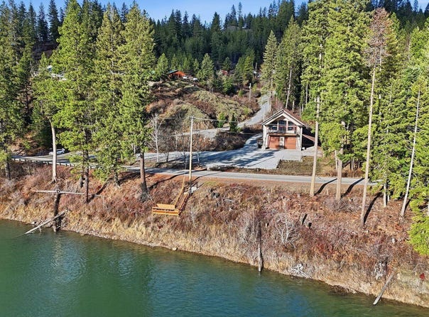 2448 S LeClerc Rd, Newport, WA 99156