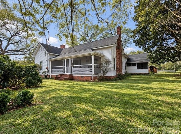 32547 Valley Drive, Albemarle, NC 28001