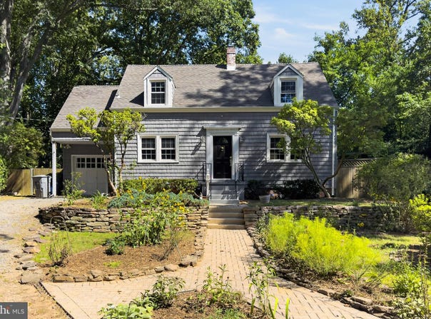 3347 BEECHTREE Lane, FALLS CHURCH, VA 22042