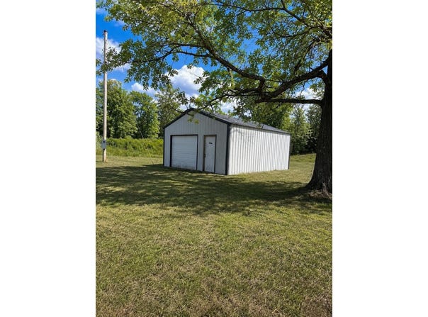 P Highway, Alton, MO 65606