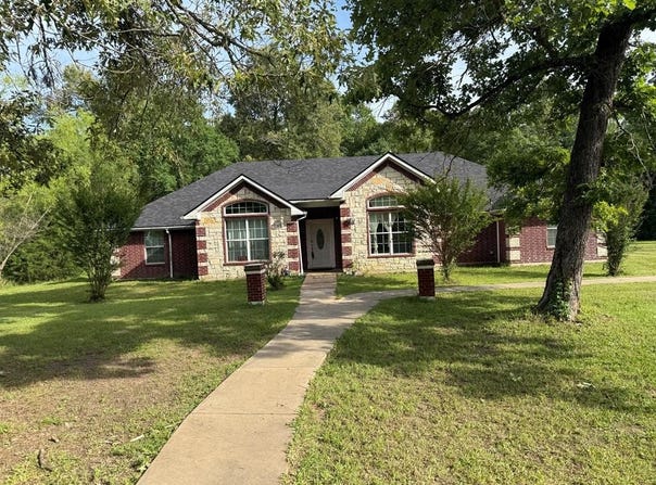 13860 FM 645, PALESTINE, TX 75803