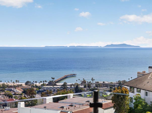 818 Caliente Lane, Ventura, CA 93001