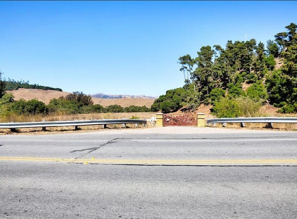 2845 Main Street, Cambria, CA 93428