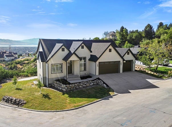 4529 N WINDSOR Dr, Provo, UT 84604