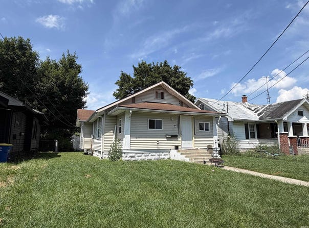 1307 S Ebright Street, Muncie, IN 47302