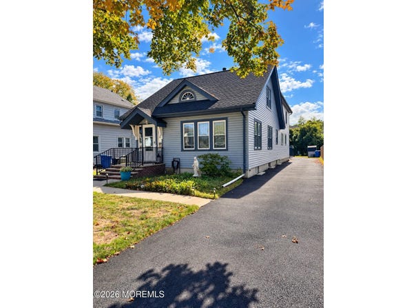 133 Stout Avenue, Middlesex, NJ 08846