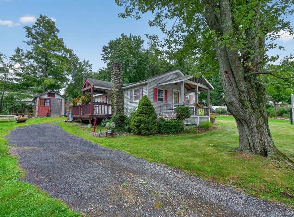33 E Crossman Avenue, Monroe, NY 10950