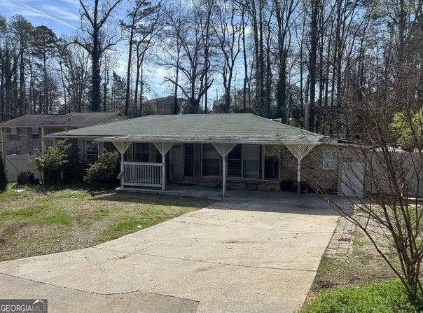 935 Slash Pine Road, Forest Park, GA 30297