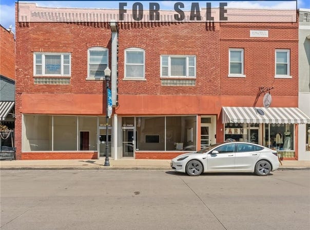 110-114 E Broadway Avenue, Excelsior Springs, MO 64024