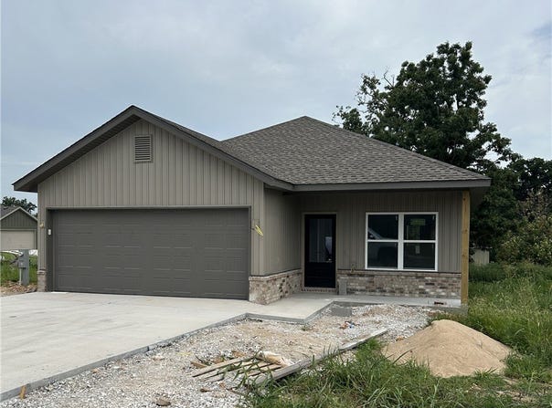 960 Snyder Springs Loop, Watts, OK 74965