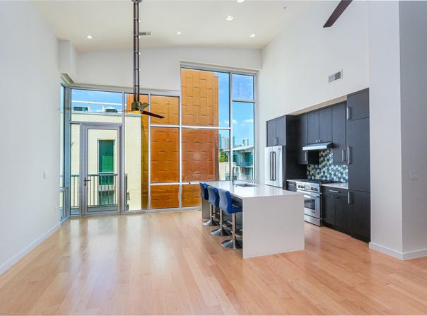 1600 Barton Springs Rd, Austin, TX 78704