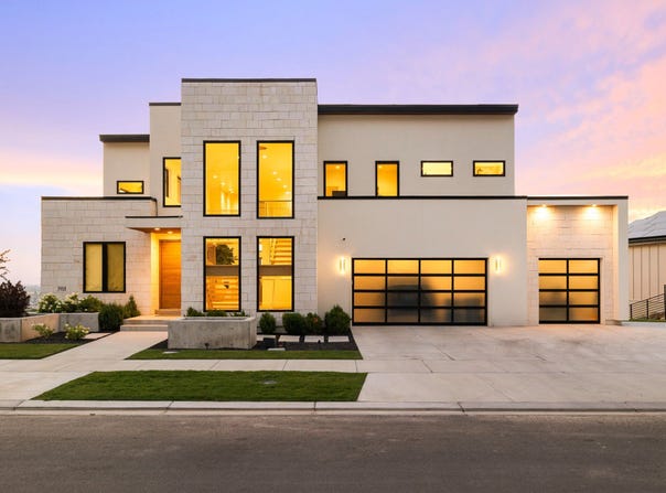 343 W BAY Dr, Vineyard, UT 84059