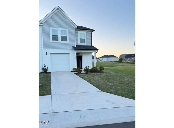 529 Eversden Drive, Zebulon, NC 27597
