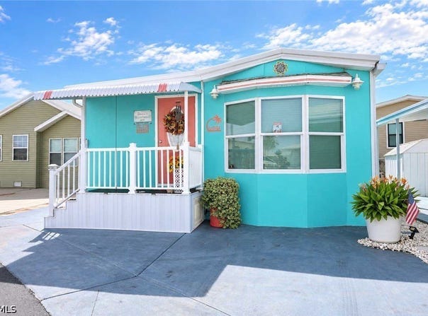 11095 Sunglow Lane, Fort Myers, FL 33908
