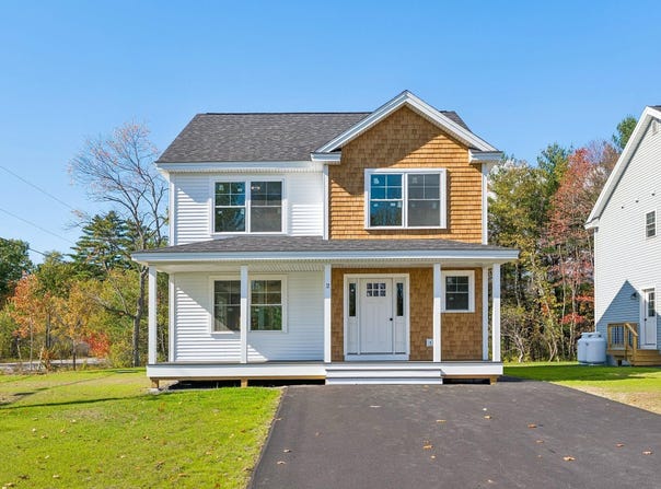 2 Shepherd Lane, Windham, ME 04062
