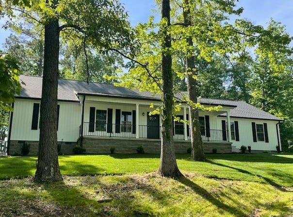 1907 Cooper Drive, PARIS, TN 38242