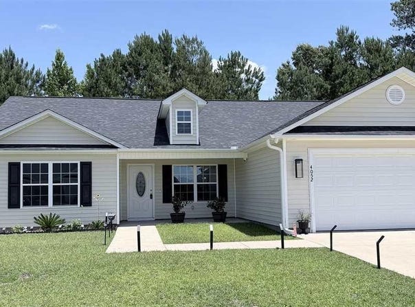 4052 Milan Rd, Florence, SC 29506