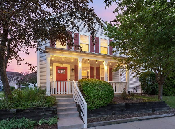1035 Serendipity Drive, Aurora, IL 60504