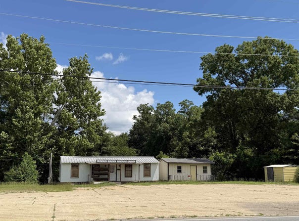 600 & 602 E Hillsboro St, El Dorado, AR 71730