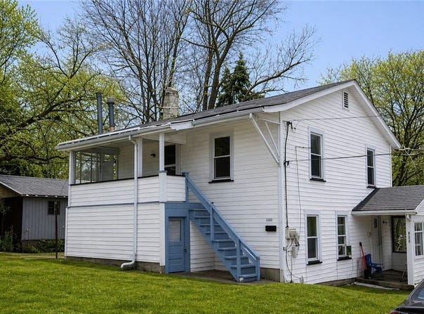 3319 8th Ave Rear, Beaver Falls, PA 15010