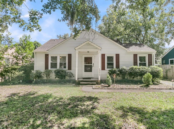 1223 Yeamans Hall Road, Hanahan, SC 29410
