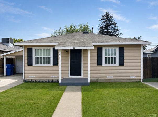 1015 Hall Avenue, Corcoran, CA 93212