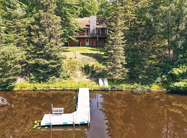 5237 TWILITE LN, Eagle River, WI 54521