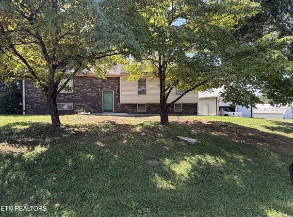 306 Boone Drive, Harrogate, TN 37752