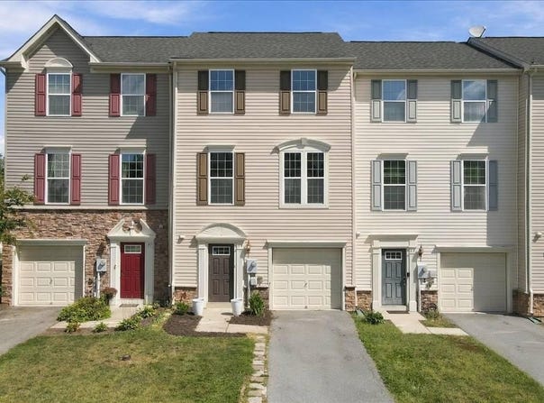 59 GAULEY RIVER Path, FALLING WATERS, WV 25419