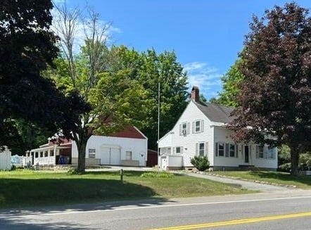 256 E Main Street, Hampstead, NH 03826