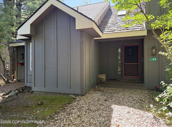 188 Snow Ridge Circle, Lake Harmony, PA 18624